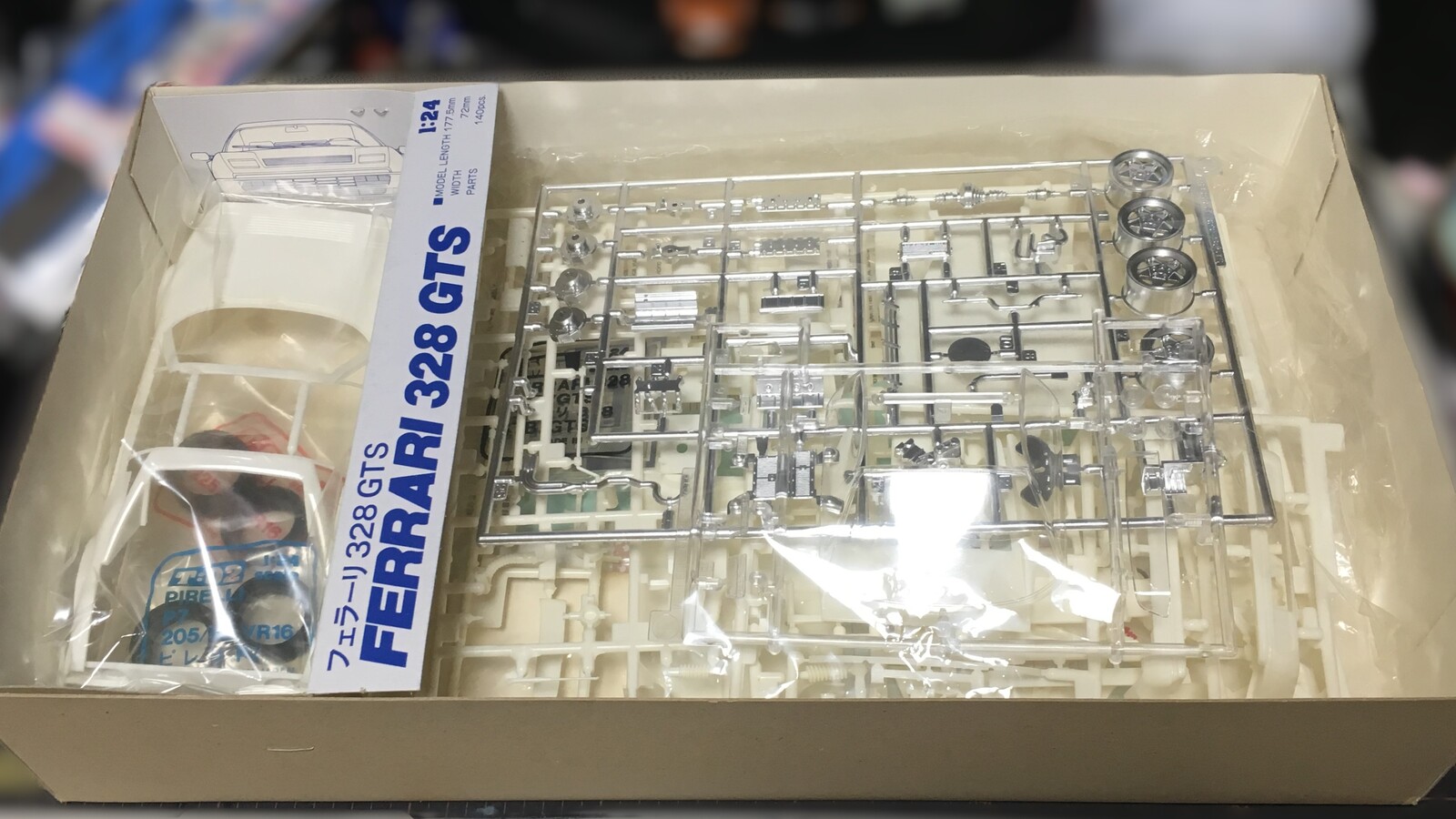 ハセガワ 1/24 フェラーリ328GTS : さかぐちの備忘録