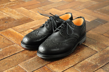 MARK MCNAIRY Black Wax Country Brogue Dainite Sole