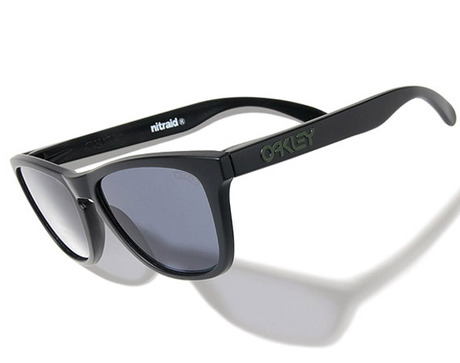 NITRAID X OAKLEY FROGSKINS SUNGLASSES