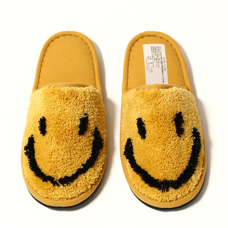 SECOND LAB. SMILE ROOM SHOES