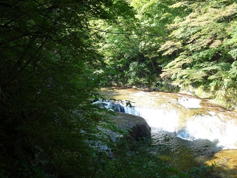 すだれ滝DSC03363