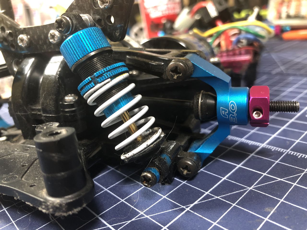Tt 02 をドリフト仕様にする 小学生の息子とラジコン始めました