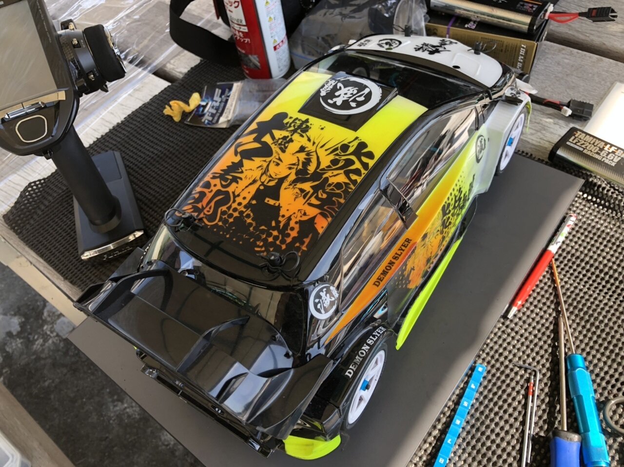 タミヤサーキットでTT02 TA08全日本仕様のテスト : 小学生の息子と