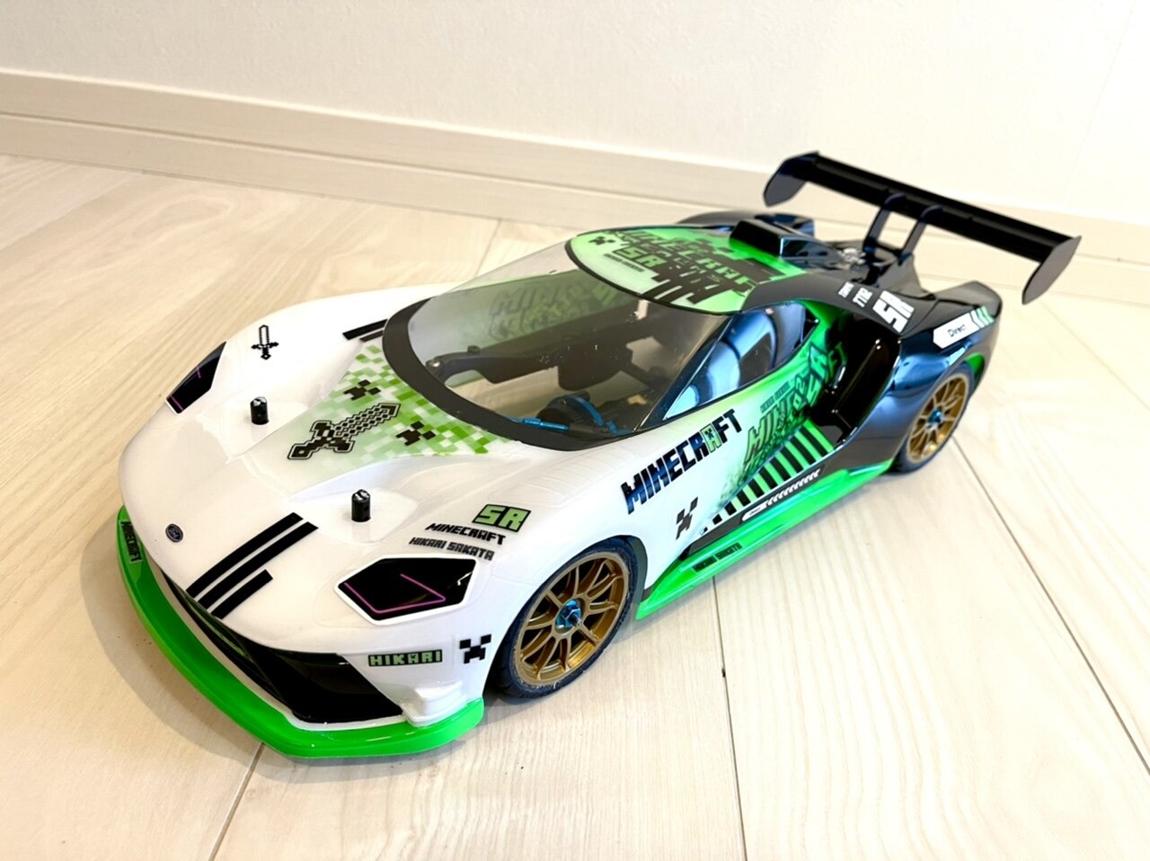 2022年はFord GT MkII とライキリでスタート！ : 小学生の息子と