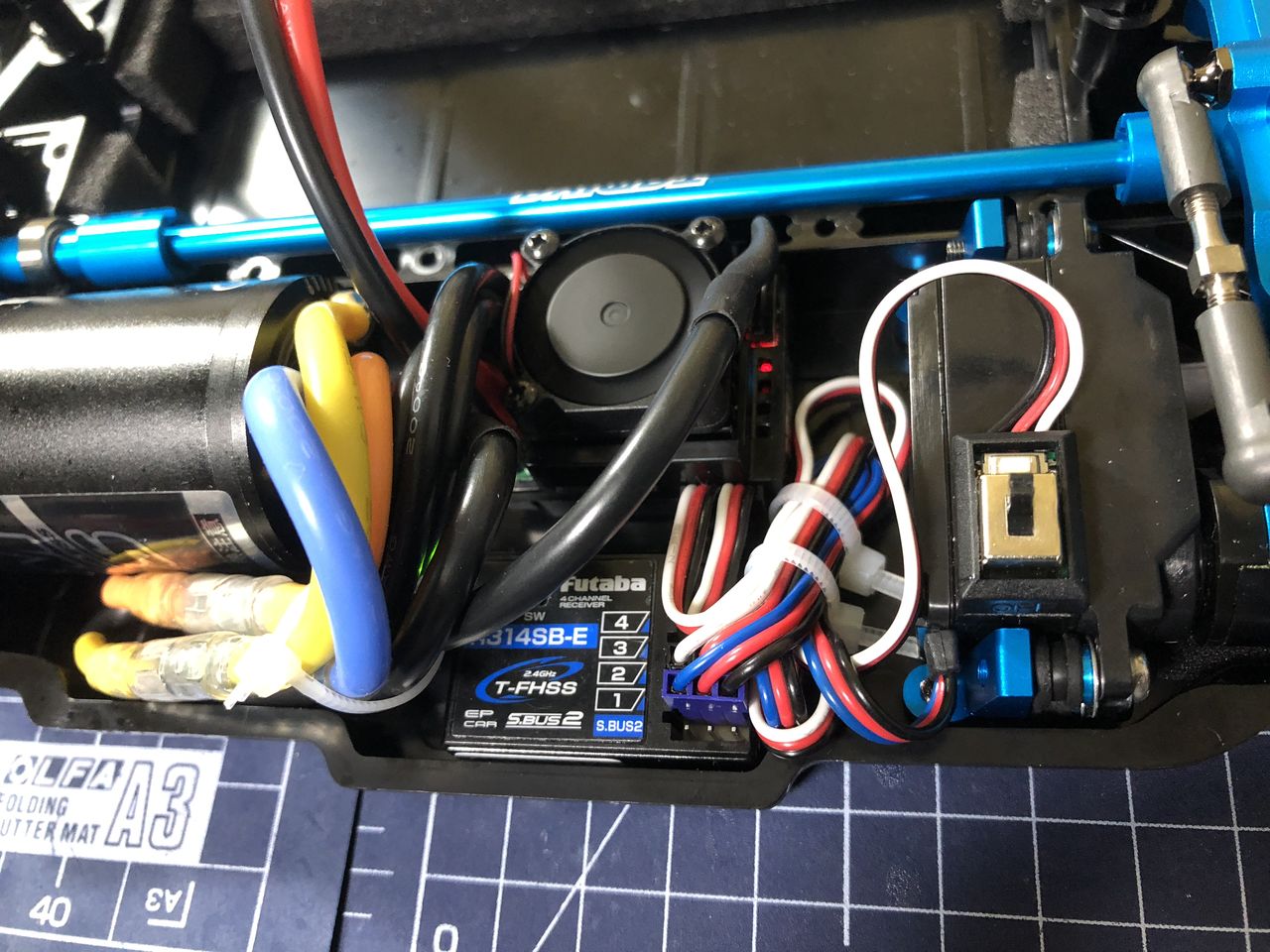 TT-02 type-S 2台目をT-HFSS高速レスポンス仕様で組みます。 : 小学生