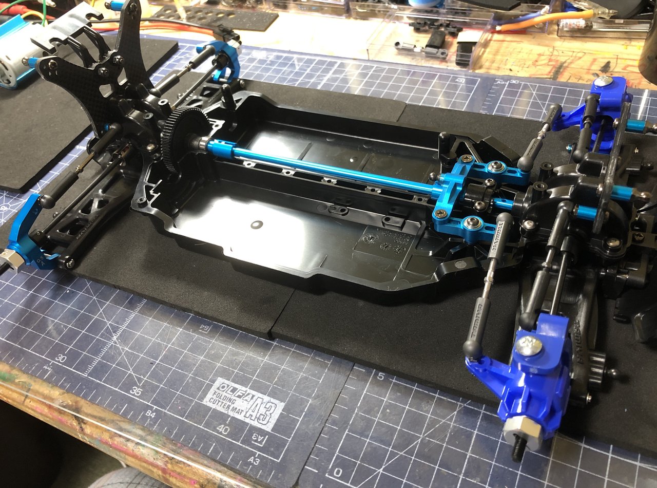 TT-02B増車中なのです。 : 小学生の息子とラジコン始めました。