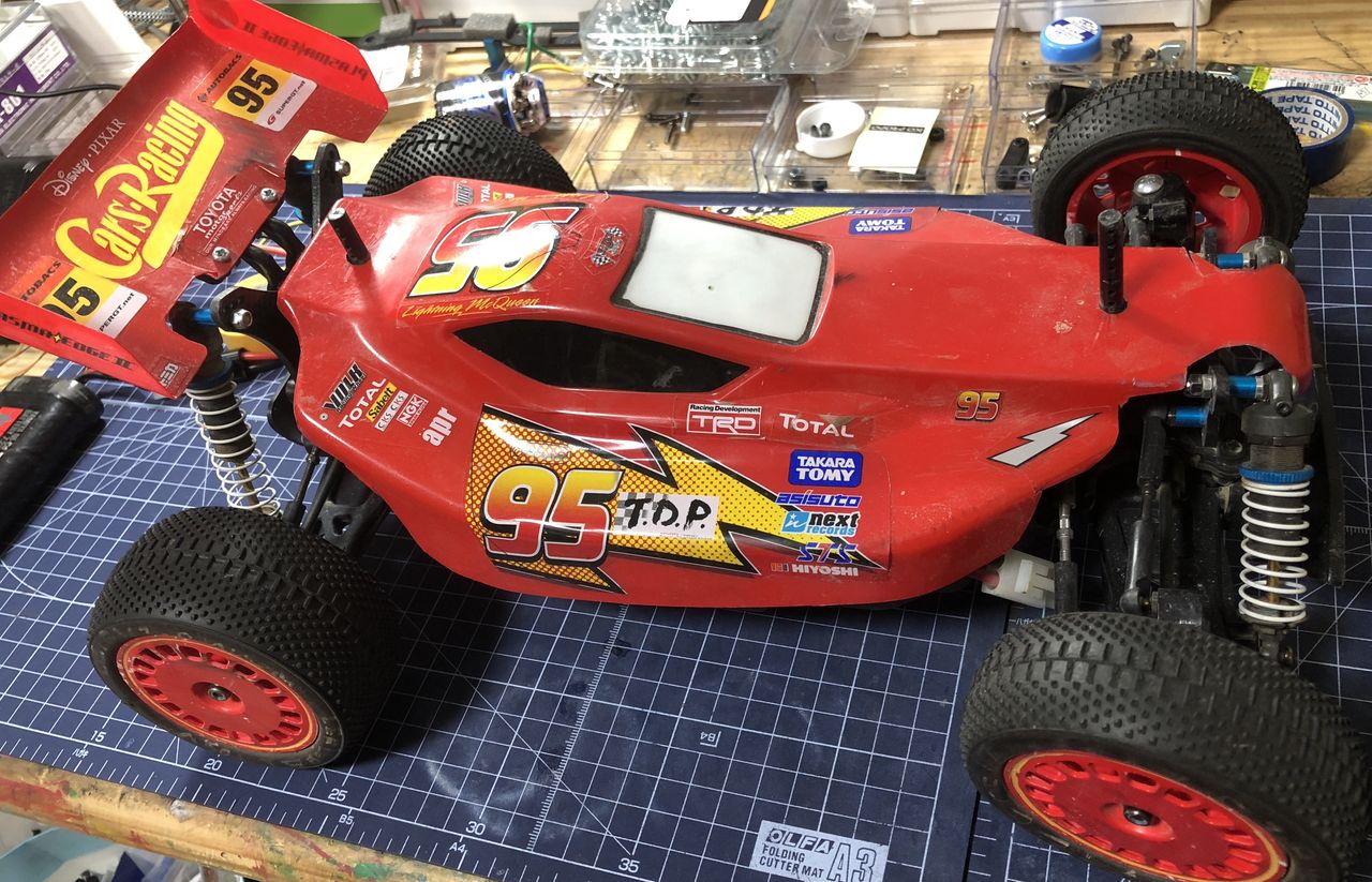 TT-02B OP.1815 強化ギヤカバー&ロワサスアーム 装着 : 小学生の息子と