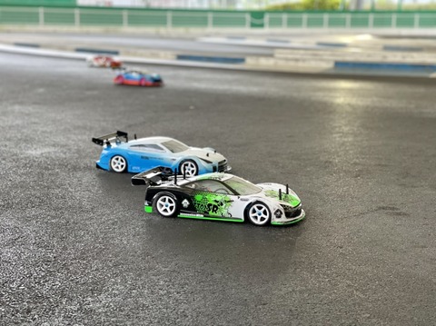 fe666bb8-s.jpg