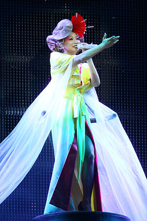https://livedoor.blogimg.jp/sky_wing2010-geinou/imgs/0/1/01f27f07.jpg