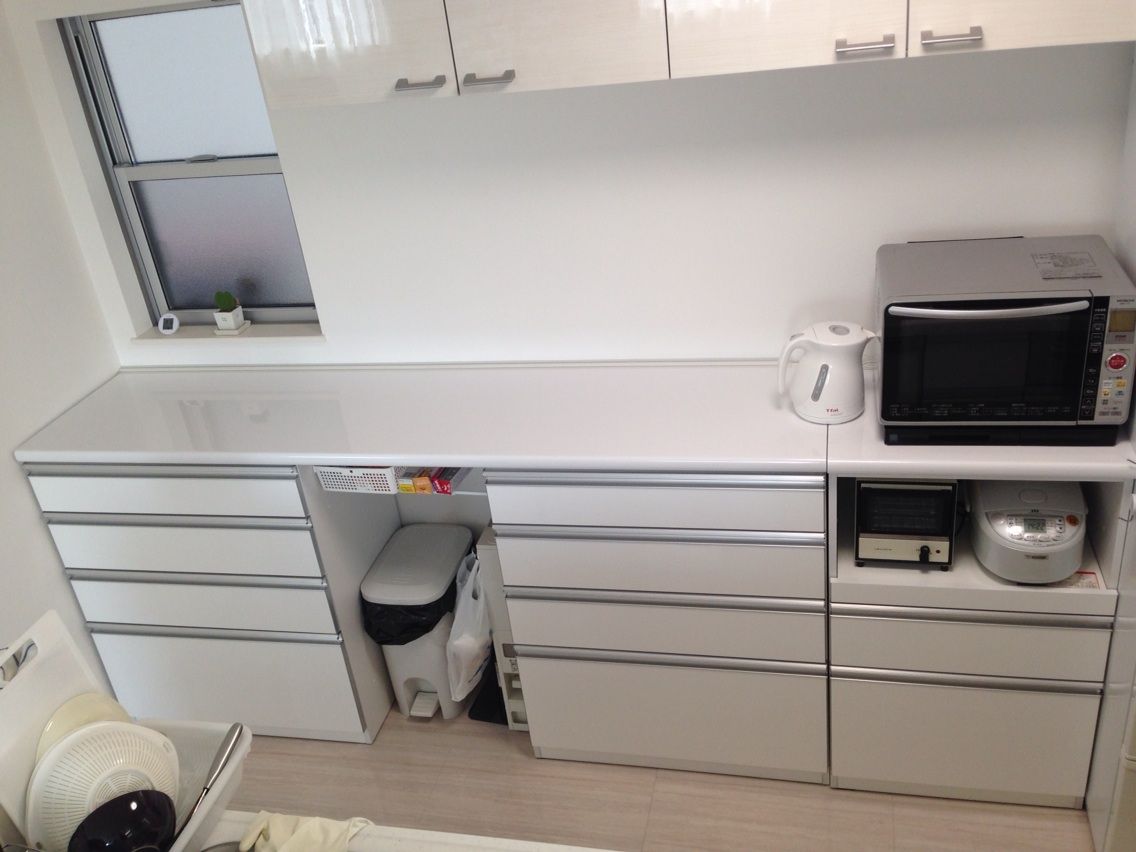 カップボード 白とグレーのお家