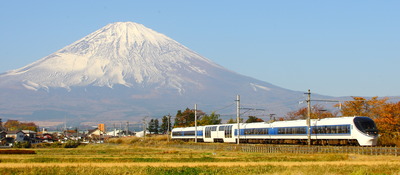 371系　富士山バックa