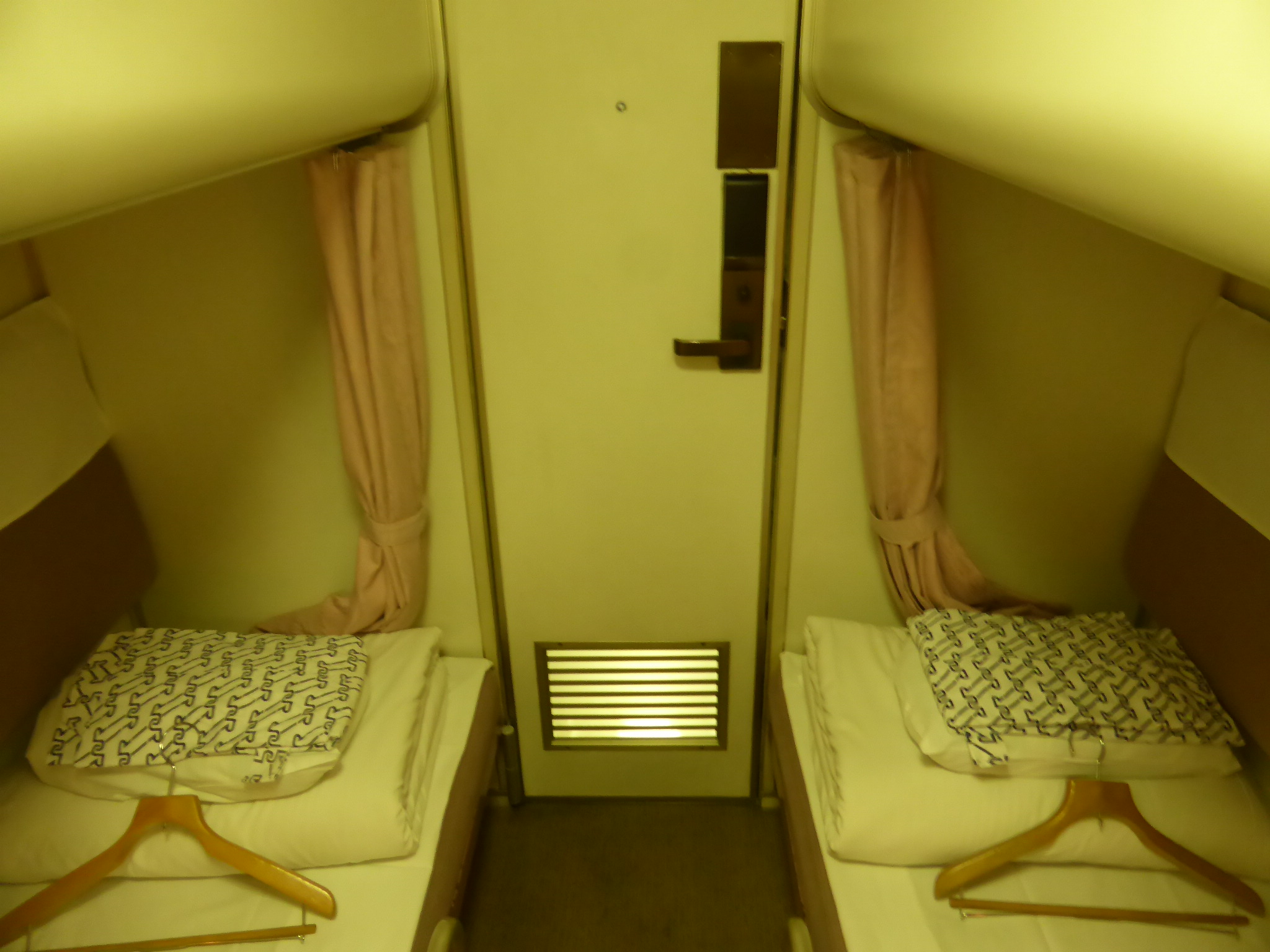 【北海道旅行記 2014/11/10-16 1日目】その2 寝台特急北斗星乗車記~車内編 : 日本全国鉄道旅行記~そらあおブログ