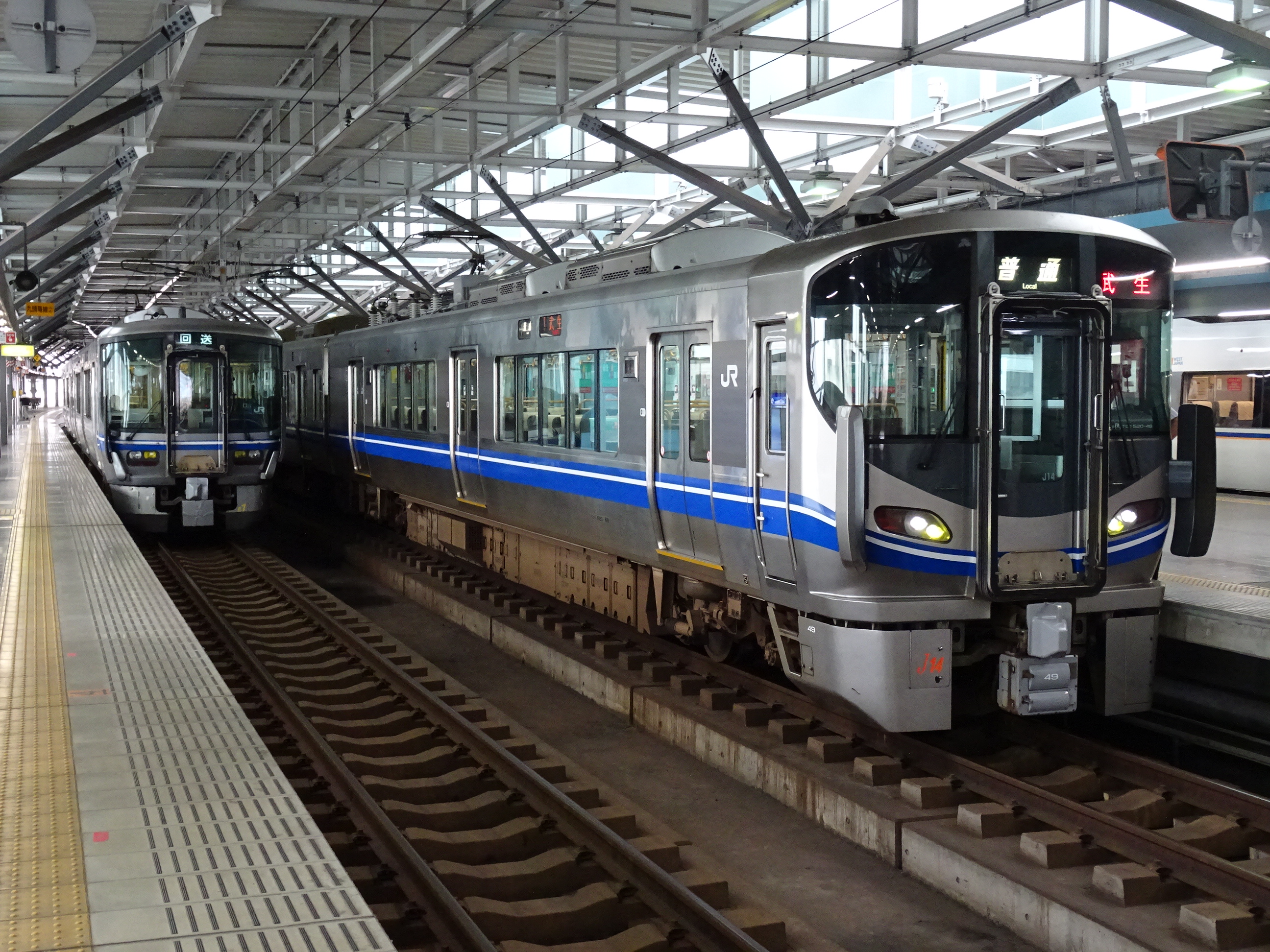けれど空は青～日本全国鉄道旅行記ブログ 521系電車で武生→福井乗車【2016/5/2930福井の旅⑧】