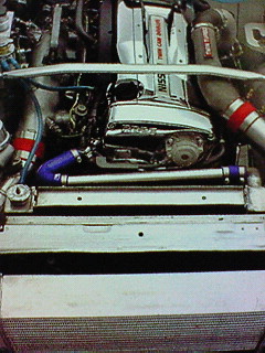 日産自動車未承諾試験 Feel The Beat