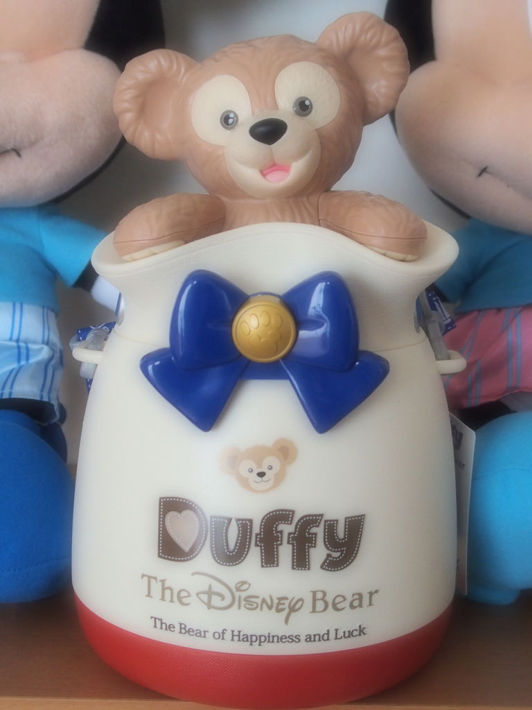 ダッフィーのポップコーンバケット きゃわいいよ スカイままの曇りのち晴れ時々disney Walking