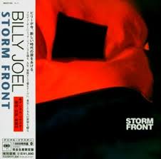 1989年 11月 BILLY JOEL新譜 STORM FRONT発売。①～3年4か月ぶりの