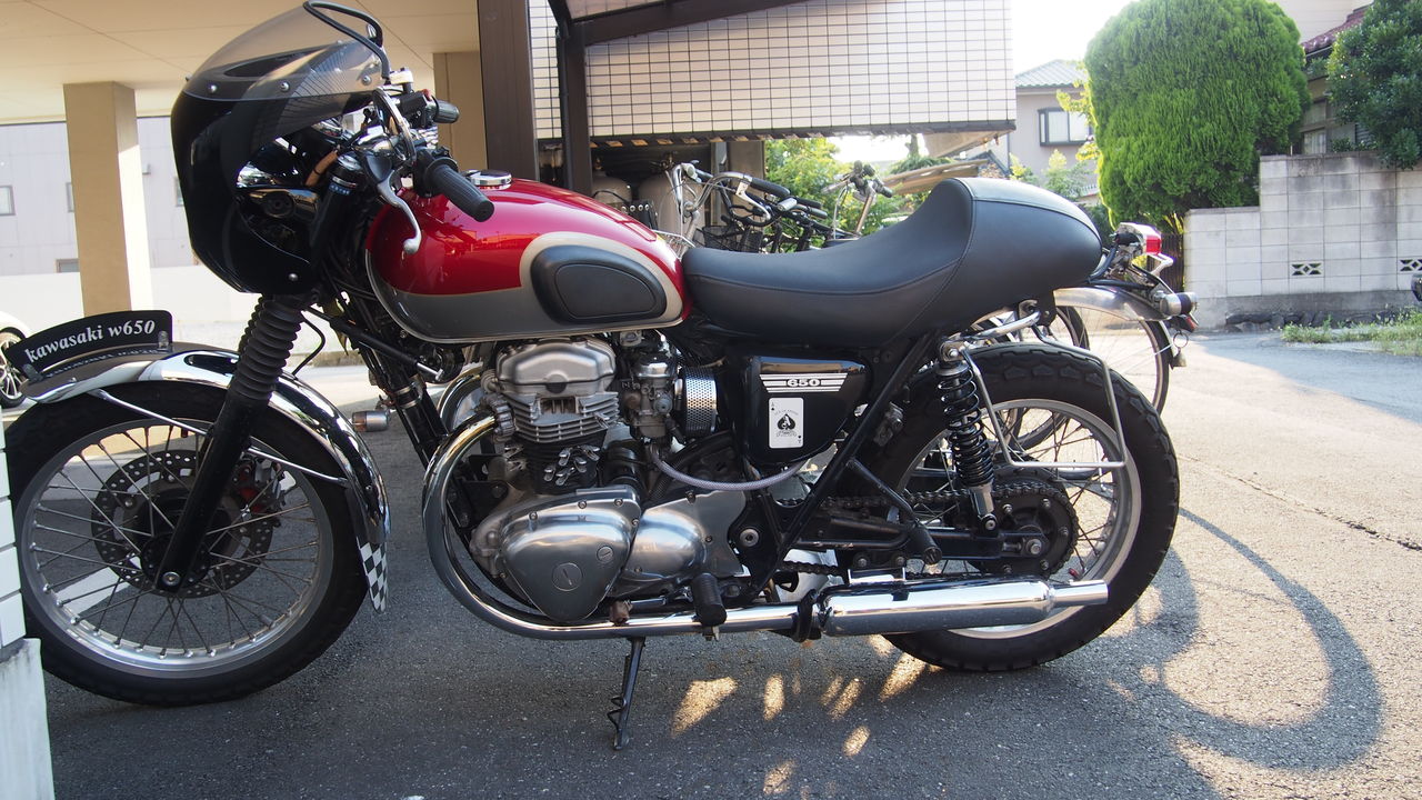 w650純正リアサスペンション KAWASAKI W650「リア周り小変更