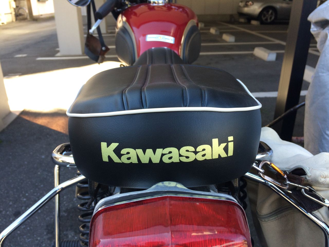 カワサキ純正　W800新品未使用シート　kawasaki