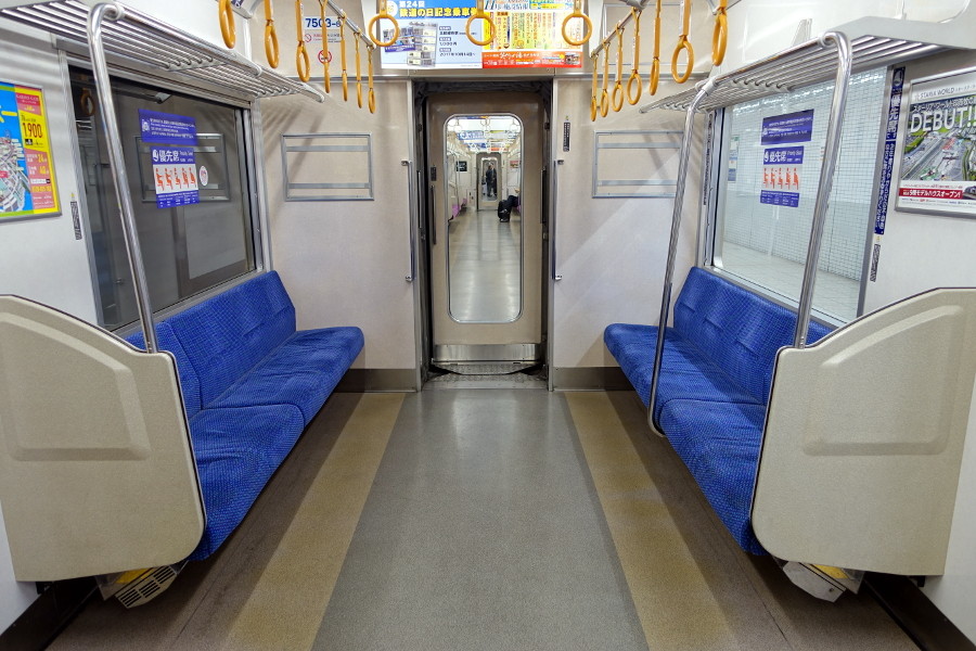 世代が変わっても京成と同一仕様 北総7500形 : daijiroの放浪旅写真館