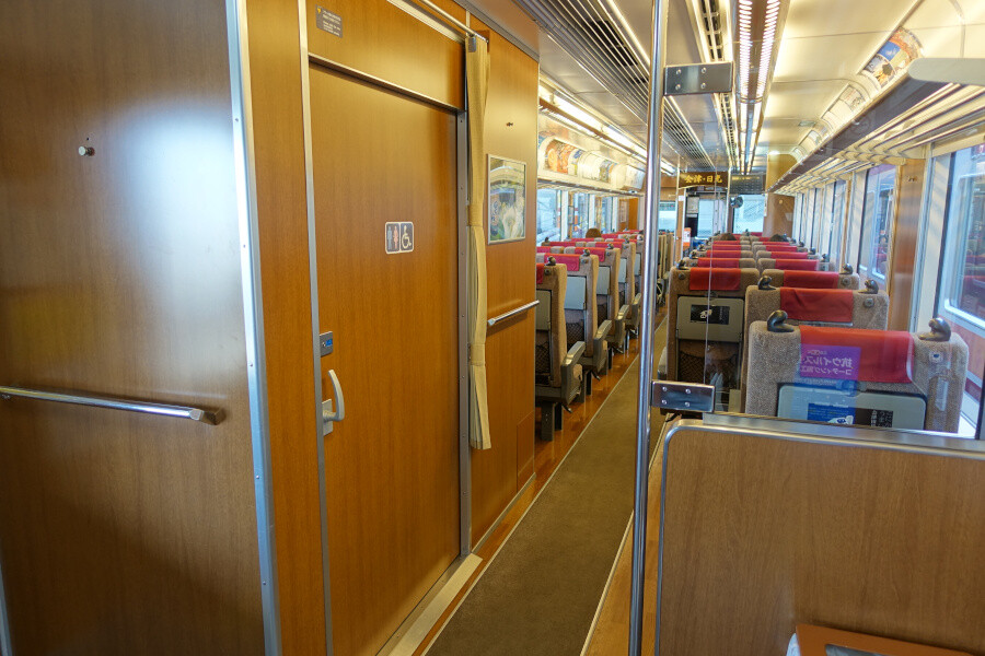 料金不要の豪華気動車 会津鉄道AT-750形 : daijiroの放浪旅写真館