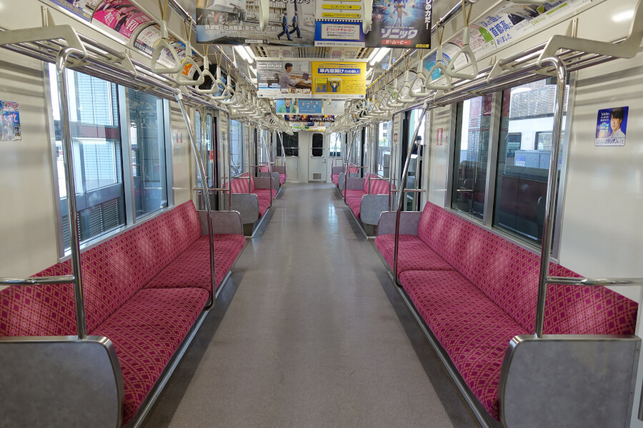 先進的な車内広告表示器を装備 埼玉高速鉄道00系 Daijiroの放浪旅写真館 先進的な車内広告表示器を装備 埼玉高速鉄道00系 Daijiroの放浪旅写真館