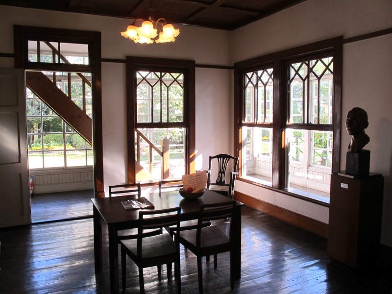 お洒落な洋館 天井は和風 雑司が谷旧宣教師館 Daijiroの放浪旅写真館