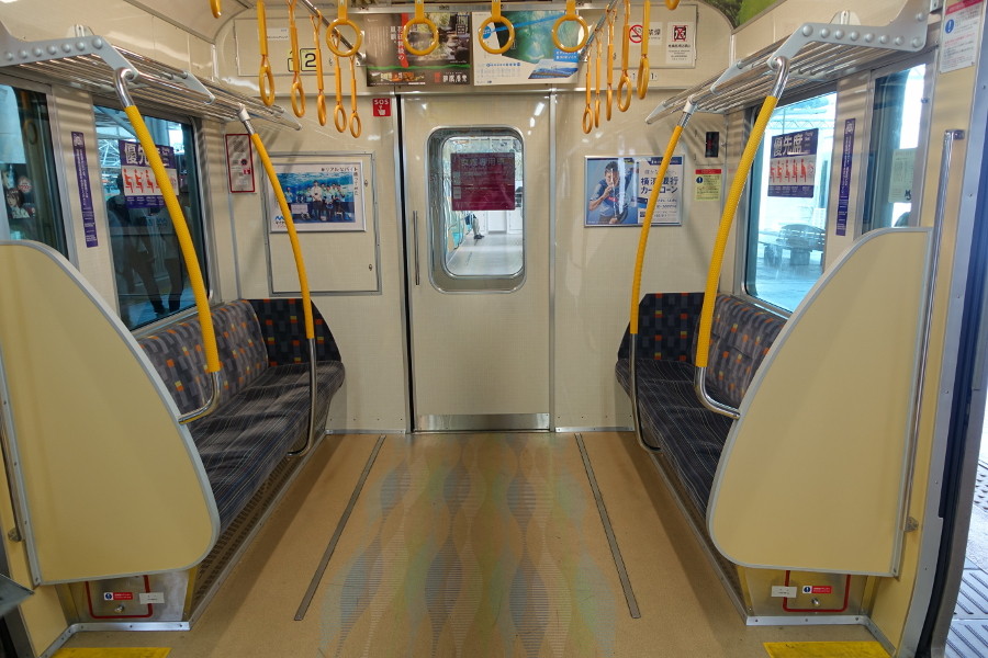 リニューアルで綺麗で快適に 小田急電鉄1000形リニューアル車 Daijiroの放浪旅写真館