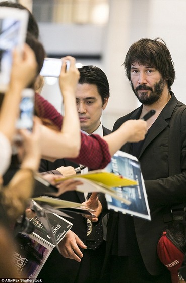 keanu_japan_4