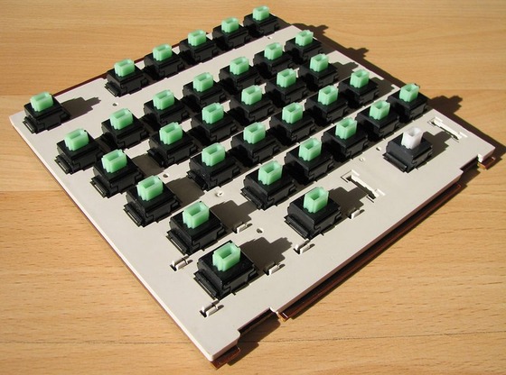 00900