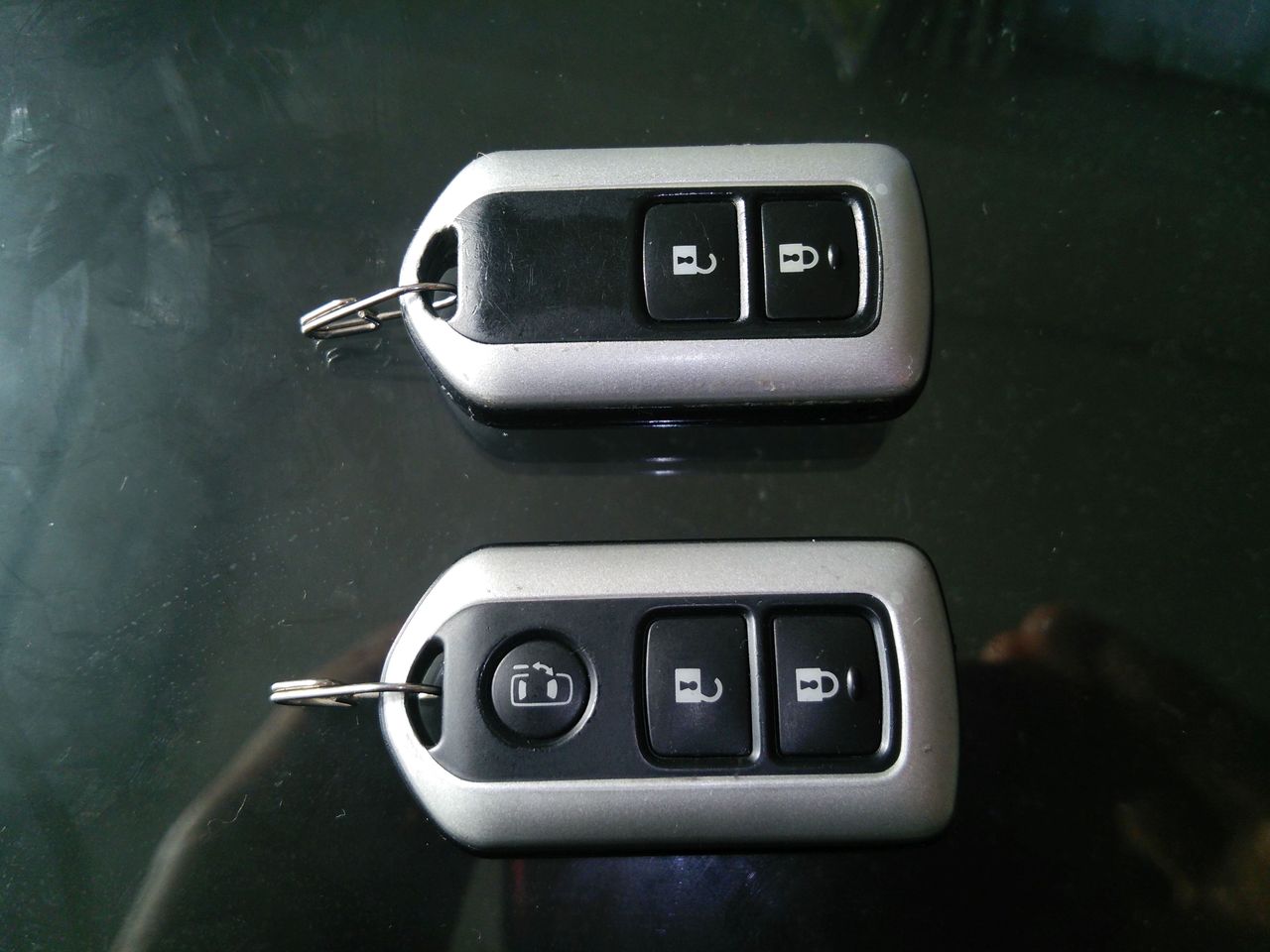 アイシス キーレスエントリー追加登録 Sliver Laboratory