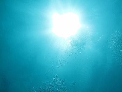 19 082