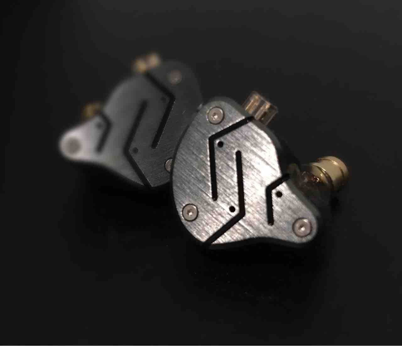 2千円ではイチオシの中華イヤホン Kz Zsn Slow Audio Slow Life