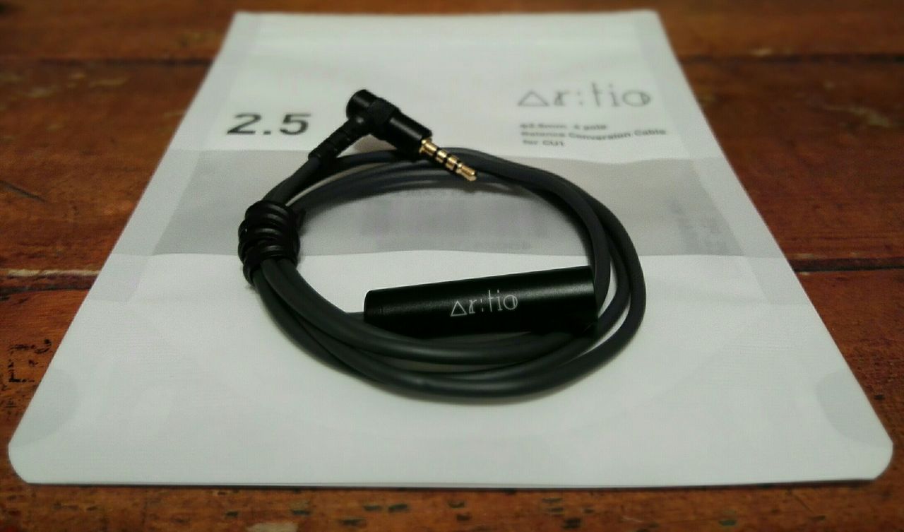【値下げ】Ar:tio CU1 リケーブルフルセット イヤホンらしからぬ音場 Ar:tio CU1 : slow AUDIO，slow LIFE