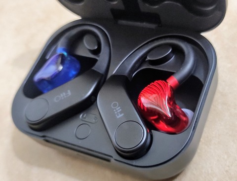 新品未使用！FiiO UTWS3 ワイヤレスイヤホン Amazon.com: FiiO UTWS3 Amplifier Earbuds Hook Bluetooth