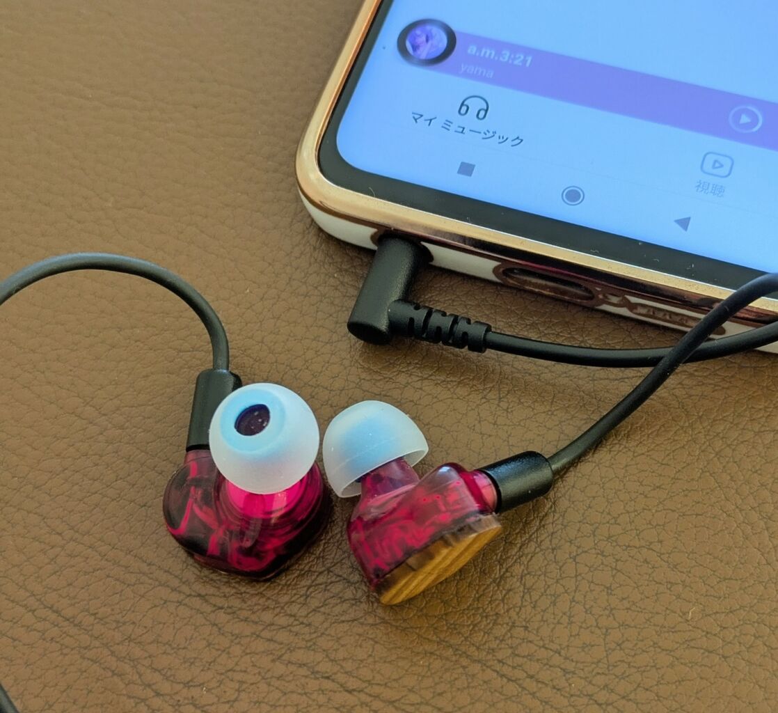 Type-C接続 バランス出力DACケーブル nOmaDAC 簡易レビュー : slow