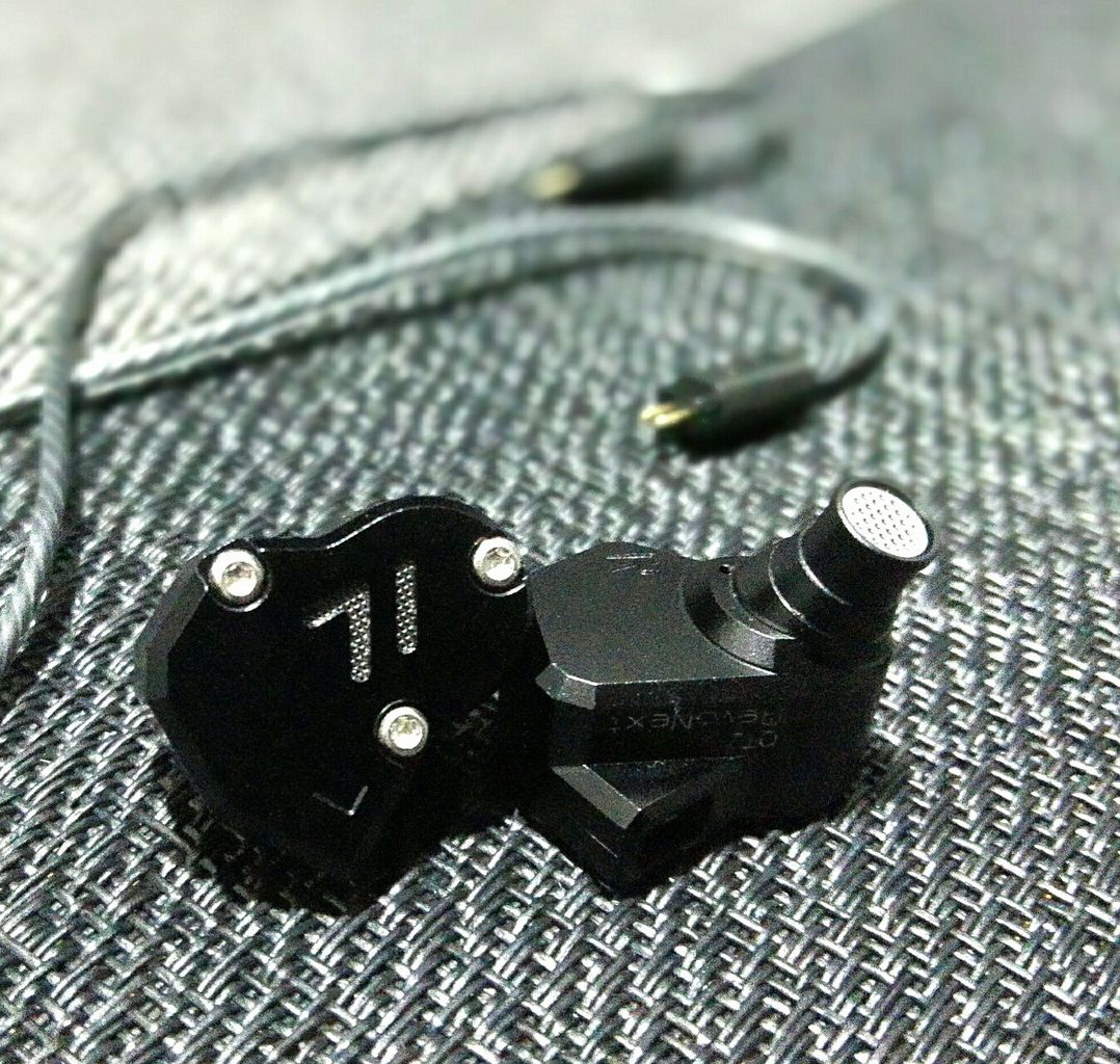 Yinyoo Revonext Qt2 中華イヤホンの新たな幕開けとなるか Slow Audio Slow Life