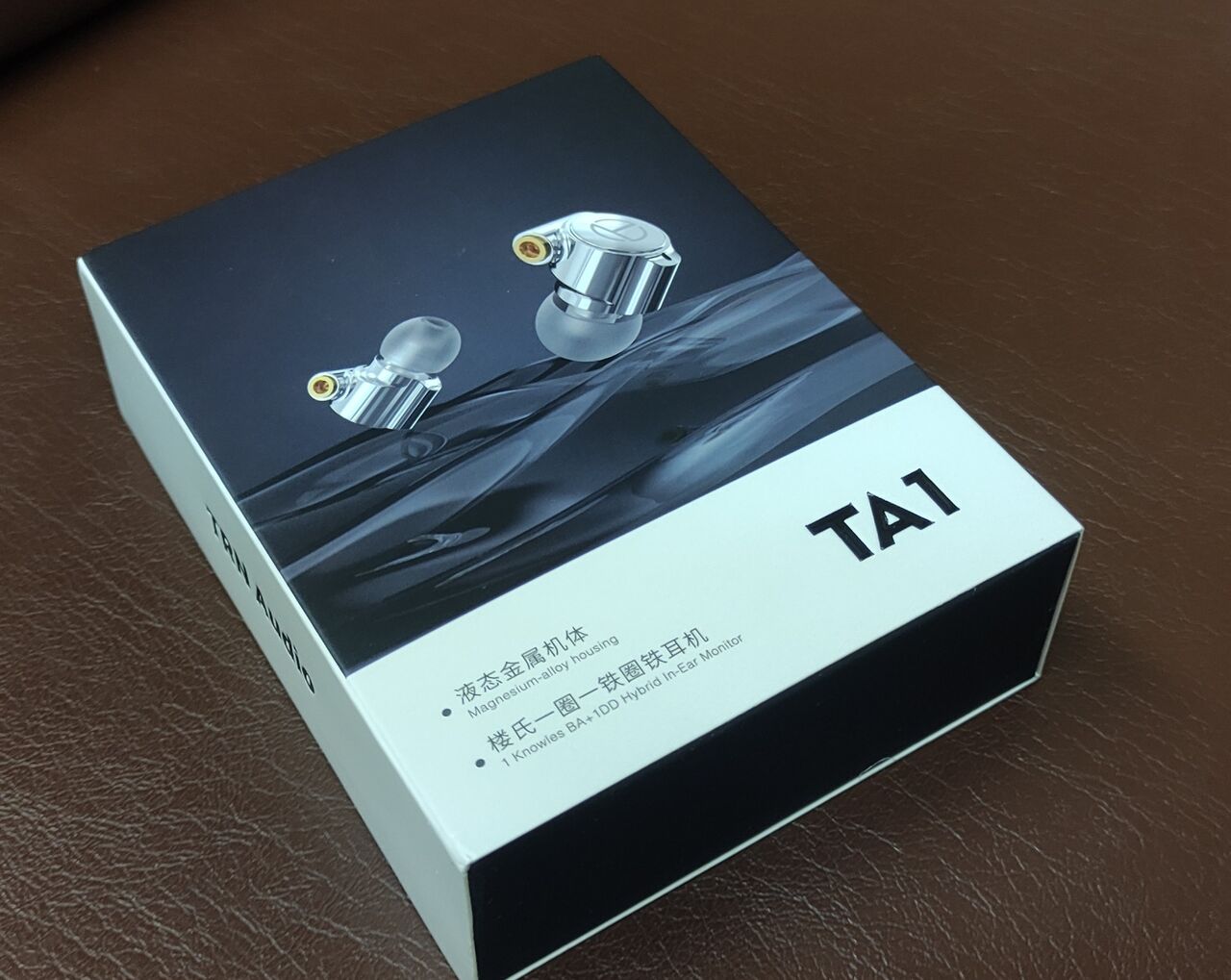 Knowles製BAドライバー搭載ハイブリッドイヤホン TRN TA1 : slow AUDIO