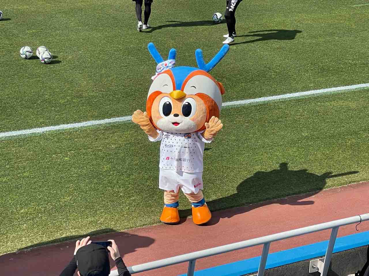 ニッパツいん オレ読め 日本サッカー