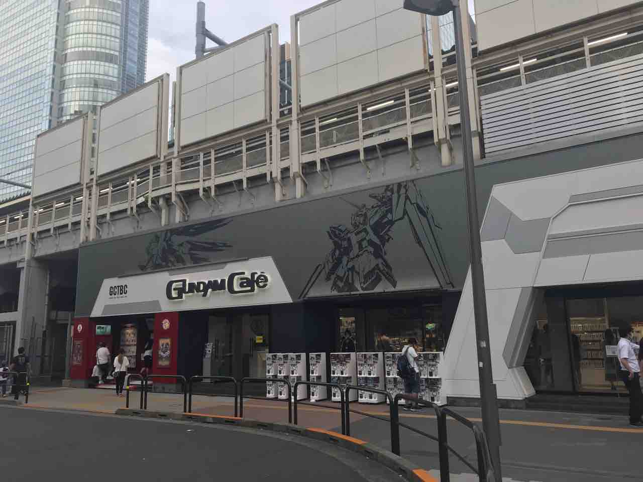 ガンダムカフェ リニューアル オレ読め 日本サッカー ガンダムカフェ リニューアル オレ読め 日本サッカー