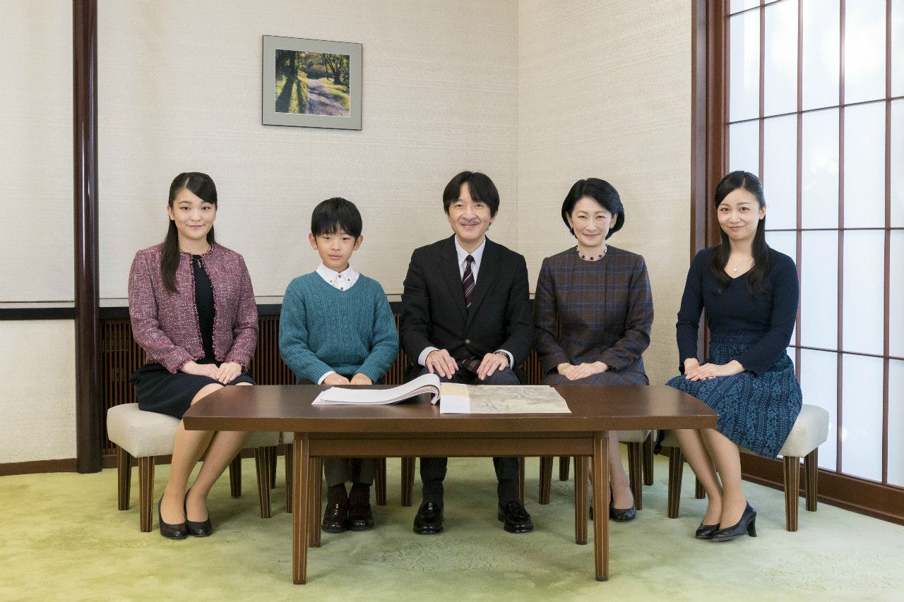 過干渉 悠仁さま 眞子さまを よからぬあだ名 で呼ばれることも 皇室 すもーるnewsちゃんねる 過干渉 悠仁さま 眞子さまを よからぬあだ名 で呼ばれることも 皇室 すもーるnewsちゃんねる