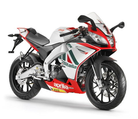 アプリリアから Rs4 125 発売 原付二種情報局