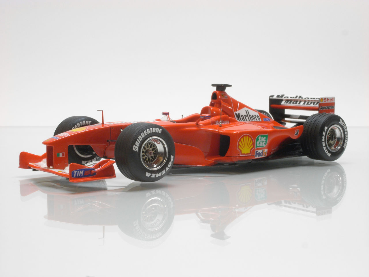 Tameo 1/43 Ferrari F1-2000 : It's a Small World Tameo 1/43 Ferrari F1-2000 : It's a Small World