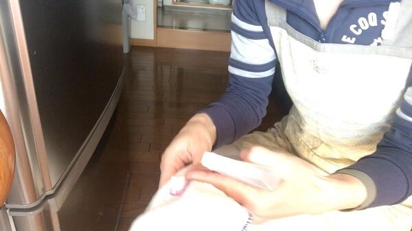 ��¢�˥ѥå�����ݽ�