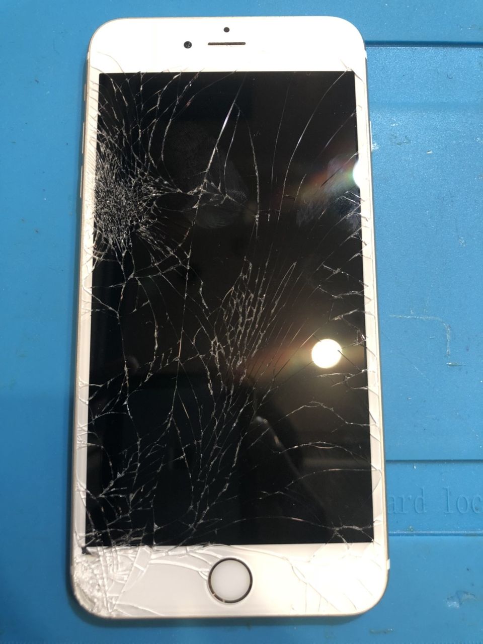 新越谷駅からiphone6s 修理依頼 タッチが暴走 Iphone修理 Xperia