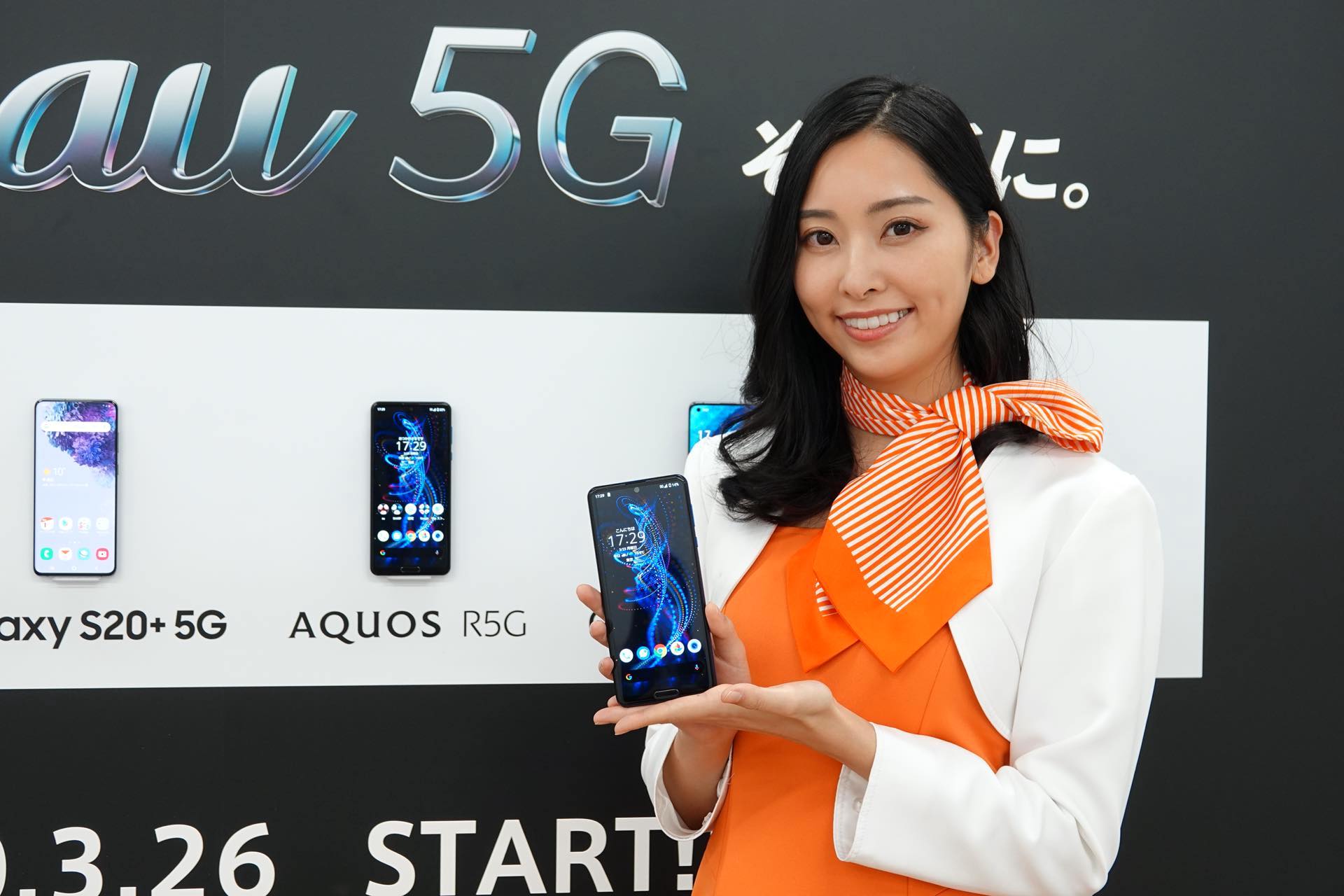 最新フラッグシップスマホ Aquos R5g を写真で紹介 唯一のnttドコモ Au Softbankの3キャリアから発売 レビュー ライブドアニュース