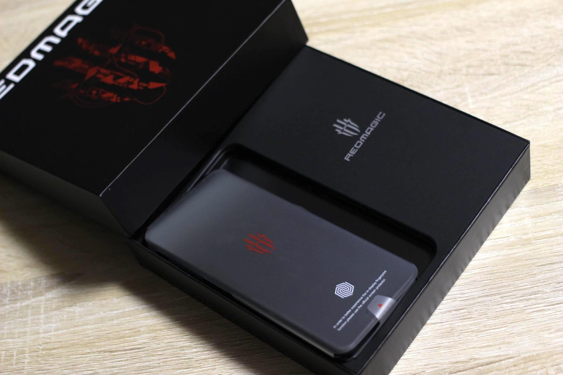 幅広type 美品 REDMAGIC6 simフリ スナップドラゴン888 メモリー12GB