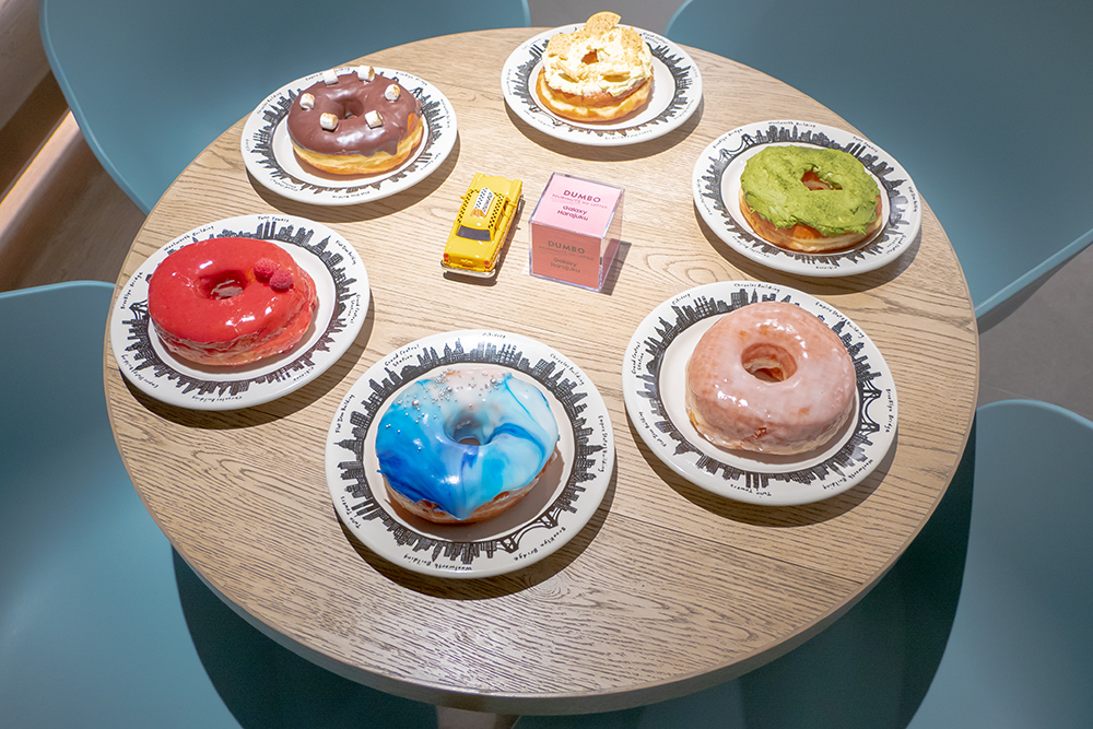 Galaxy Harajukuにカフェ Dumbo Doughnuts And Coffee がオープン 限定 Galaxy ドーナツ などのサクサクモチモチのドーナツが楽しめる レポート ライブドアニュース