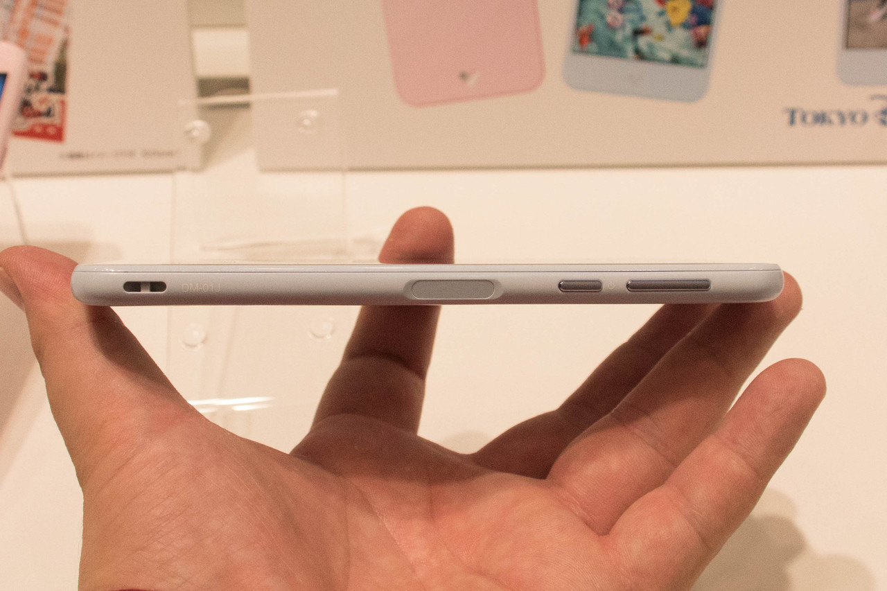 最新ディズニースマホ Disney Mobile On Docomo Dm 01j を写真で紹介 東京ディズニーシーをモチーフとしたコンテンツも盛りだくさん レポート S Max 最新ディズニースマホ Disney Mobile On Docomo Dm 01j を写真で紹介 東京ディズニーシーをモチーフとしたコンテンツも盛りだくさん レポート S Max