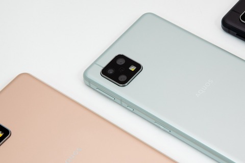 シャープ、スタンダードスマホ「AQUOS sense5G SH-M17」に