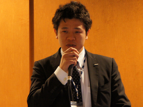 4d90565f.jpg